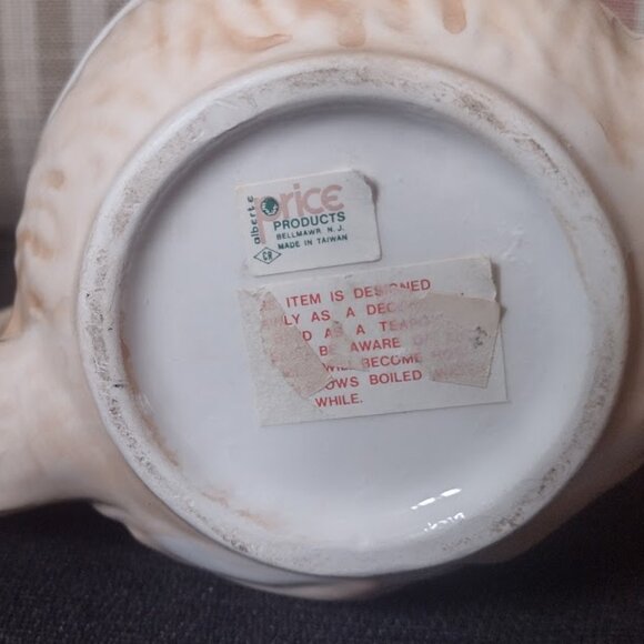 Vintage Fox Tea Pot Made by Albert E. Price Products - Picture 4 of 4